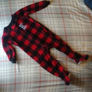 🎉Plaid footie pajamas